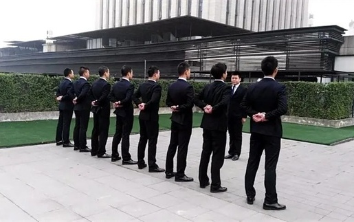 乐山信贷风险化解：老司机告诉你如何用合法手段保障资金安全